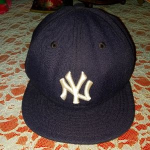 Like new Yankees soft cap